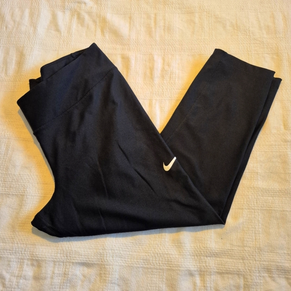 Nike Dark Gray Cropped Pants